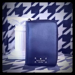Kate Spade Wellsley Organizer